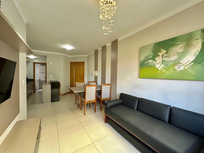 Apartamento 2 dormitórios mobiliado 2 quadras do Mar: 1ª foto da galeria de imagens do imóvel
