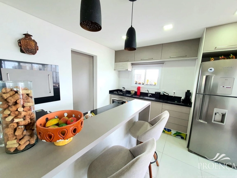 Apartamento com 2 dormitórios sendo uma suíte com vista panorâmica.: 4ª foto da galeria de imagens do imóvel