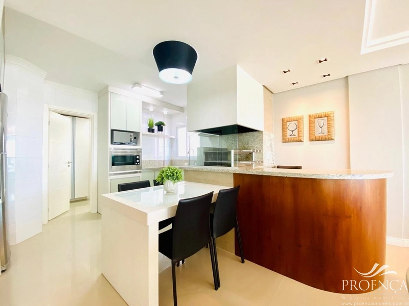 Apartamento 4 dormitórios/2 suítes Mobiliado Vista Mar Capão da Canoa: 10ª foto da galeria de imagens do imóvel