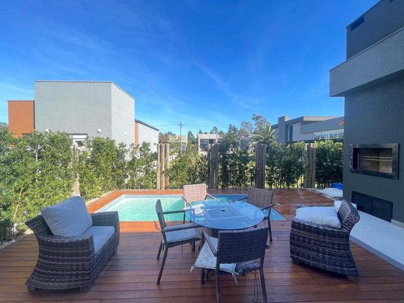 Casa com 4 suítes e piscina privativa no Dubai Resort – Capão da Canoa: 27ª foto da galeria de imagens do imóvel