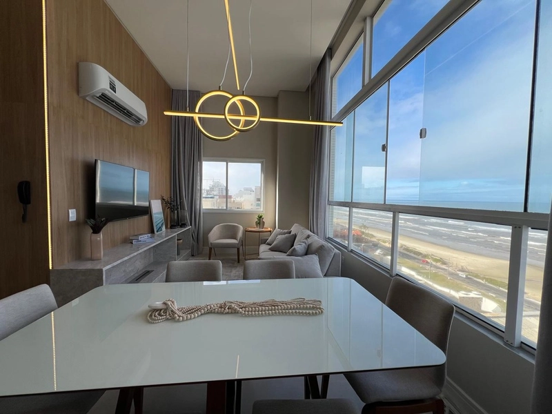 APARTAMENTO COM VISTA MAR NA ZONA NOVA: 1ª foto da galeria de imagens do imóvel