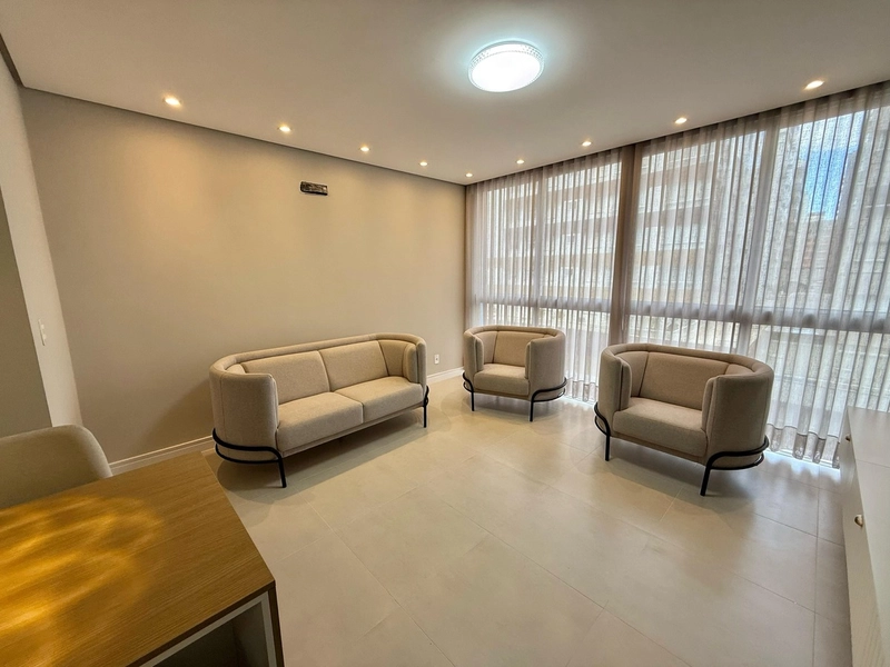 Apartamento com 72m², 2 dormitórios, mob. e dec., em Capão da Canoa: 3ª foto da galeria de imagens do imóvel