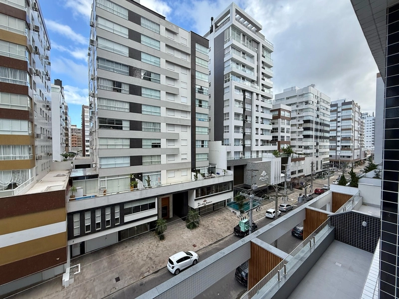 Apartamento com 72m², 2 dormitórios, mob. e dec., em Capão da Canoa: 2ª foto da galeria de imagens do imóvel