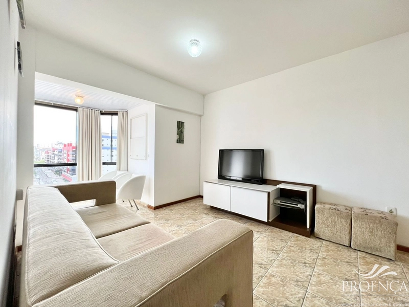 Apartamento de 1 dormitório com sacada de frente!: 3ª foto da galeria de imagens do imóvel