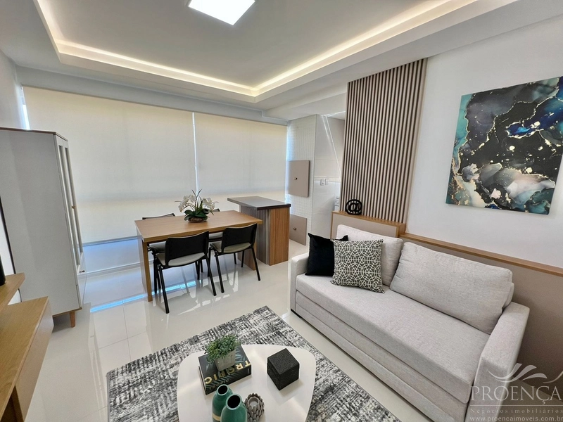 Apartamento 2 dormitórios  ao lado da Praça Flávio Boianovski: 1ª foto da galeria de imagens do imóvel