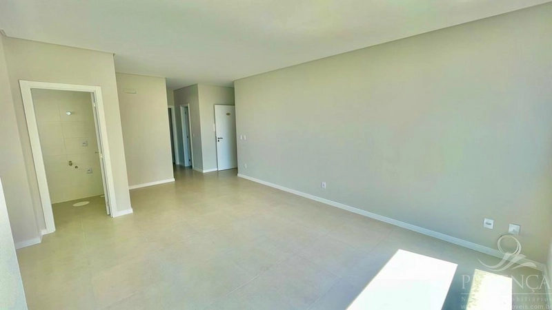 Apartamento 2 dormitórios junto a Praça Flávio Boianovski.: 10ª foto da galeria de imagens do imóvel