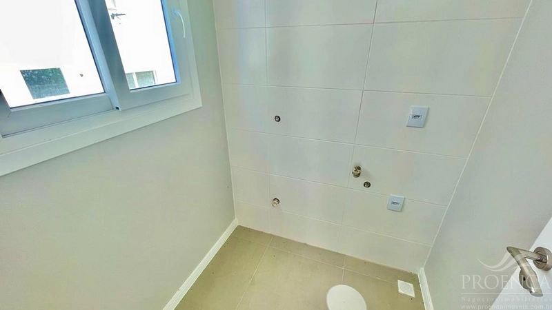 Apartamento 2 dormitórios junto a Praça Flávio Boianovski.: 9ª foto da galeria de imagens do imóvel