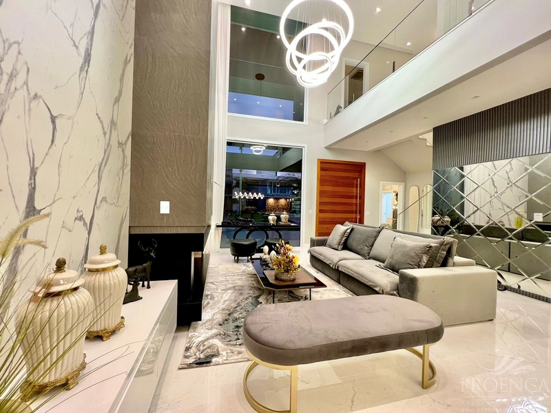Excelente Sobrado Beira Lago, Mobiliado e Decorado, 4 suítes: 9ª foto da galeria de imagens do imóvel