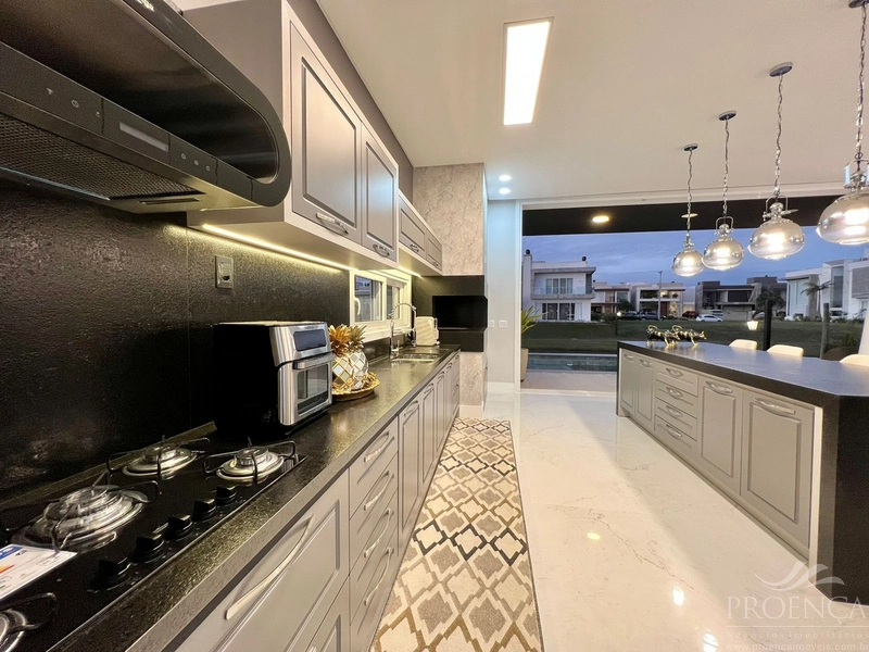 Excelente Sobrado Beira Lago, Mobiliado e Decorado, 4 suítes: 21ª foto da galeria de imagens do imóvel