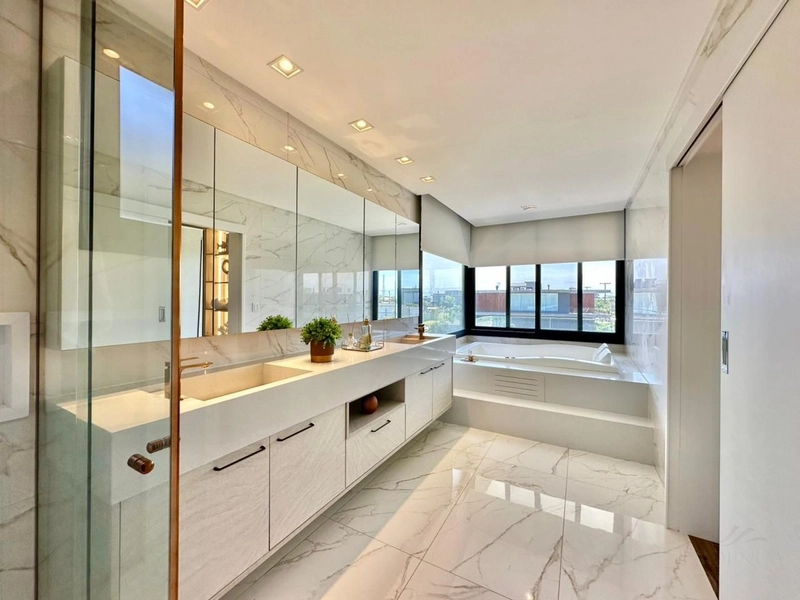 Sobrado com 5 suites, 494 m² de área privativa, Centro Xangri-lá/RS: 43ª foto da galeria de imagens do imóvel