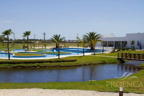 Terreno em condomínio fechado. Dubai Resort.: 8ª foto da galeria de imagens do imóvel