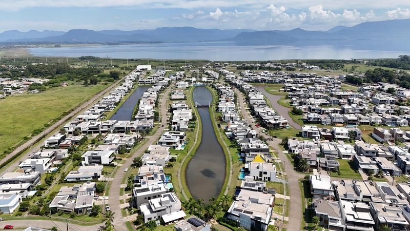 CASA BEIRA LAGO À VENDA! Condomínio Capão Ilhas Resort: 51ª foto da galeria de imagens do imóvel