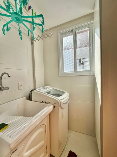 Apartamento 2 dormitórios/1suíte - Mobiliado/Decorado - Capão: 10ª foto da galeria de imagens do imóvel