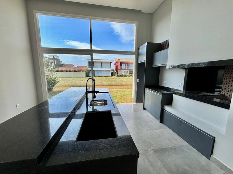 Casa Térrea 4 suítes beira lago-Cond Capão Ilhas Resort-Capão da Canoa: 9ª foto da galeria de imagens do imóvel