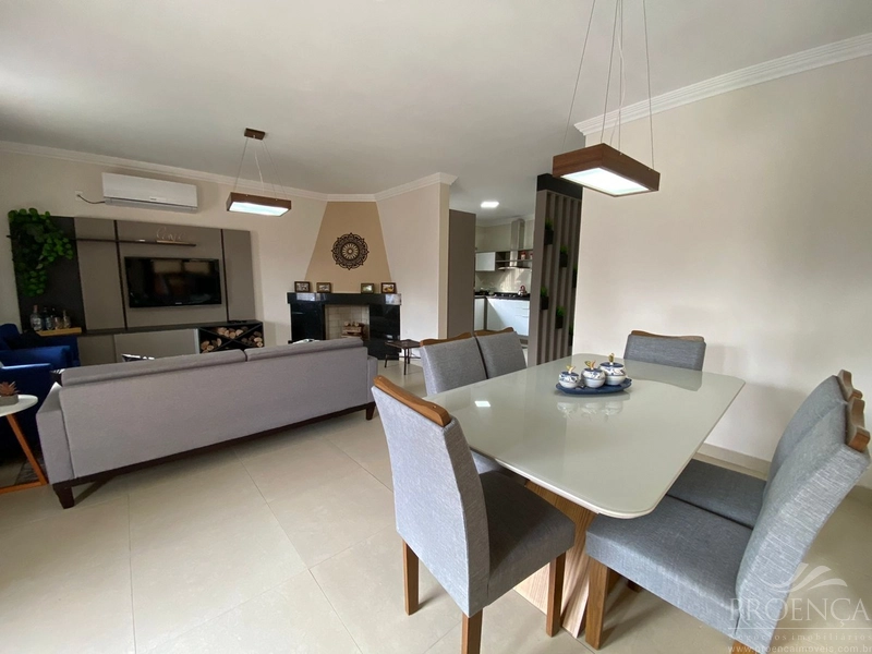 Casa em Atlatida Sul a uma quadra do mar.: 6ª foto da galeria de imagens do imóvel