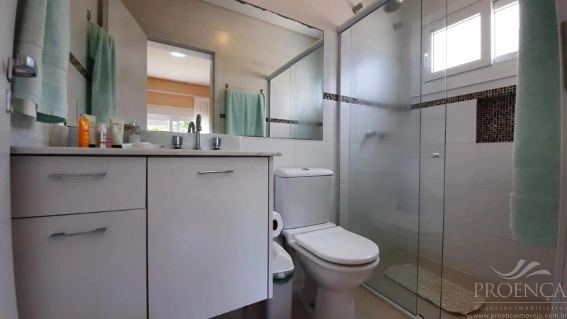 Casa e Sobrado em XANGRI-LÁ com 5 suítes e 300 m²: 23ª foto da galeria de imagens do imóvel
