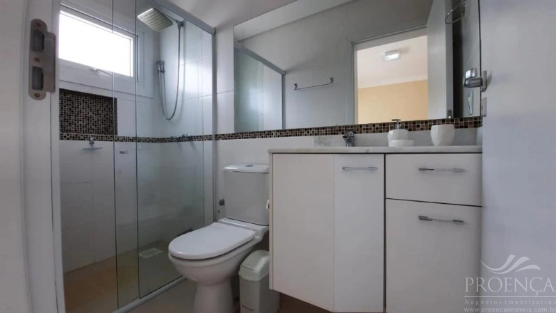 Casa e Sobrado em XANGRI-LÁ com 5 suítes e 300 m²: 20ª foto da galeria de imagens do imóvel