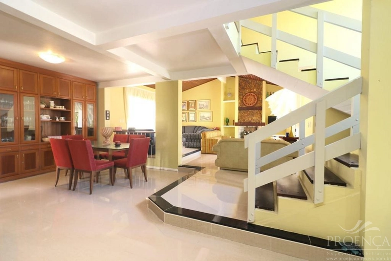 Casa em XANGRI-LÁ com 2 suítes e 259 m².: 5ª foto da galeria de imagens do imóvel