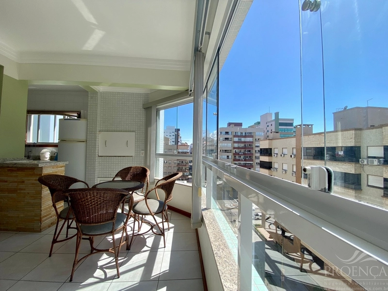 Apartamento 03 dormitórios em Capão da Canoa. Zona Nova.