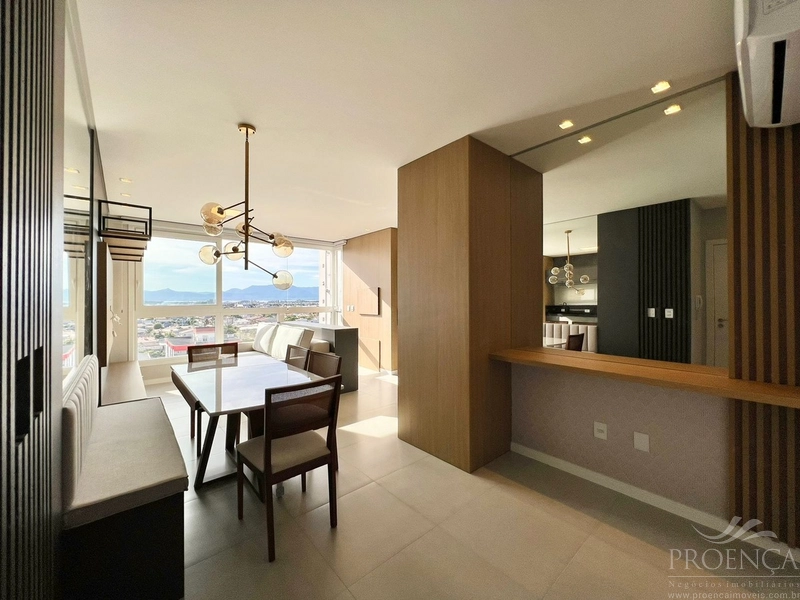 Apartamento 2 dormitórios junto a Praça Flávio Boianovski.: 12ª foto da galeria de imagens do imóvel