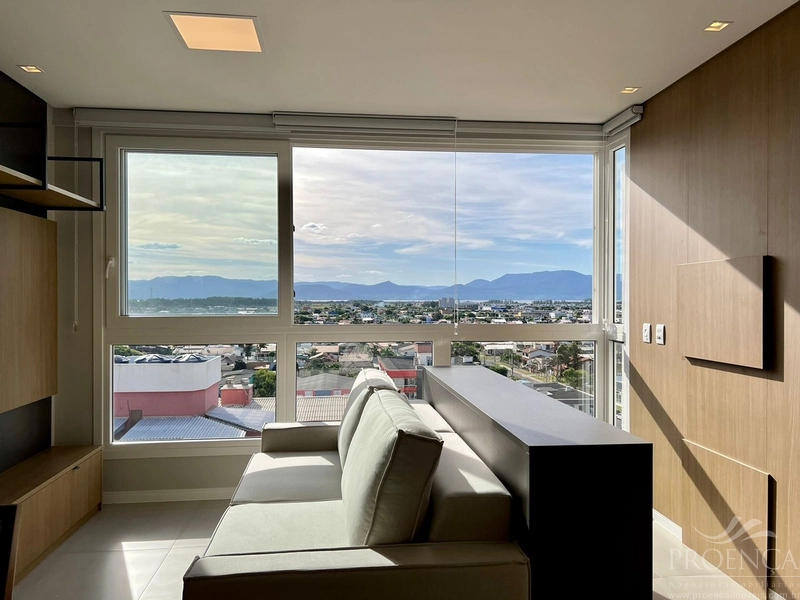 Apartamento 2 dormitórios junto a Praça Flávio Boianovski.: 3ª foto da galeria de imagens do imóvel