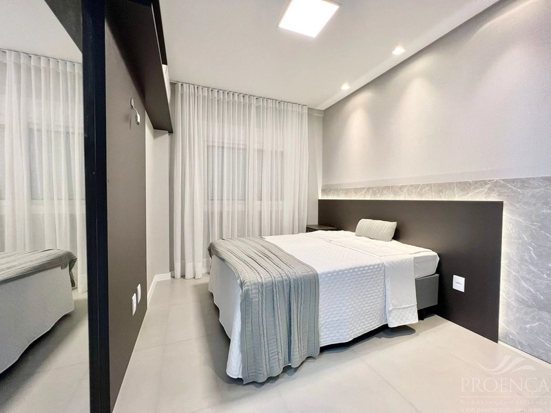 Apartamento 2 dormitórios junto a Praça Flávio Boianovski.: 20ª foto da galeria de imagens do imóvel