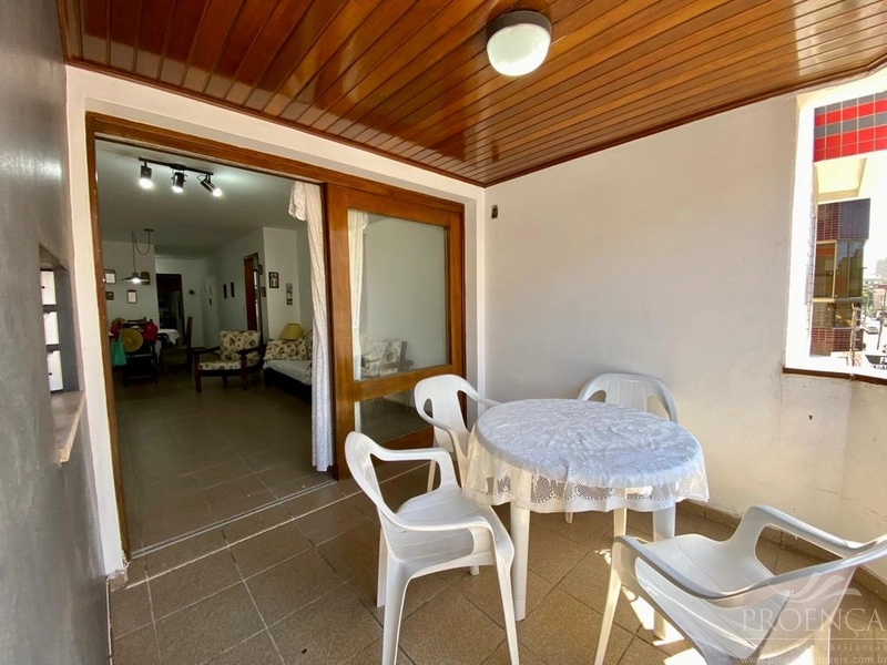 Apartamento 3 dormitórios +Dependência no Centro ao lado da Praça.: 8ª foto da galeria de imagens do imóvel