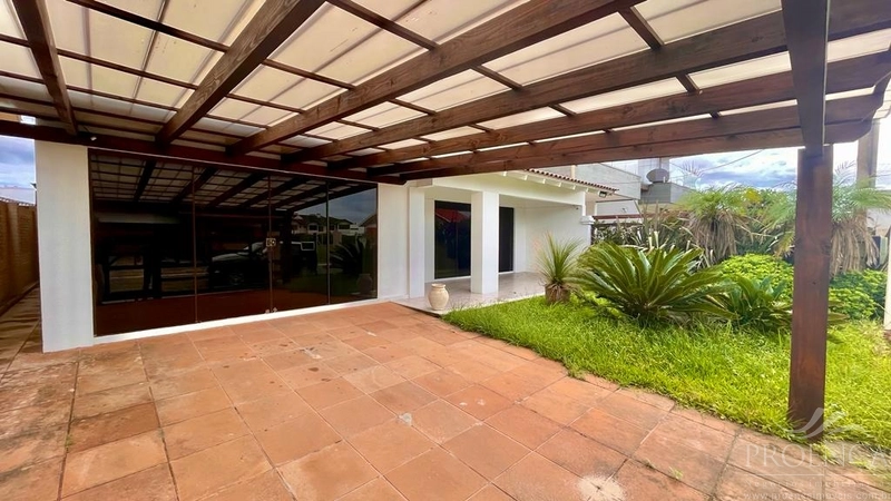 Casas fora de condomínio à venda em Xangri-Lá, Centro.: 3ª foto da galeria de imagens do imóvel