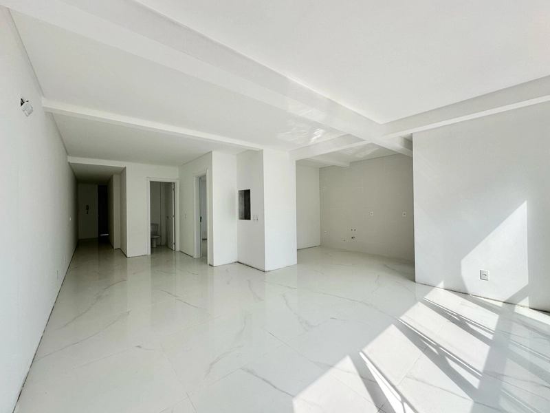 Apartamento de três dormitórios sendo um suíte. Centro/ Capão da canoa: 4ª foto da galeria de imagens do imóvel
