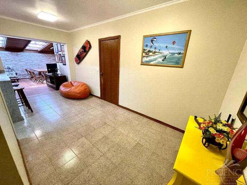 Apartamento Beira Mar, 2 dormitórios. Capão da Canoa. Zona Nova.: 3ª foto da galeria de imagens do imóvel