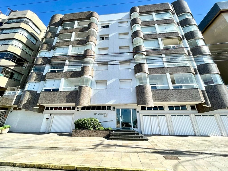 Apartamento Beira Mar, 2 dormitórios. Capão da Canoa. Zona Nova.: 2ª foto da galeria de imagens do imóvel