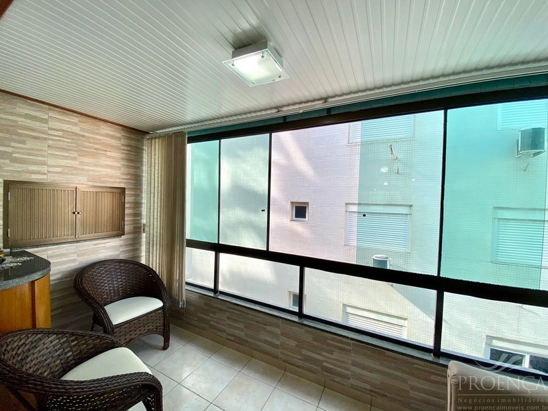 Apartamento de 02 dormitórios no centro de Capão da Canoa 50m da Praia: 5ª foto da galeria de imagens do imóvel
