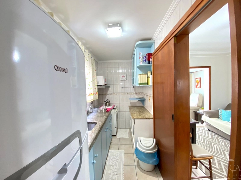 Apartamento de 02 dormitórios no centro de Capão da Canoa 50m da Praia: 11ª foto da galeria de imagens do imóvel
