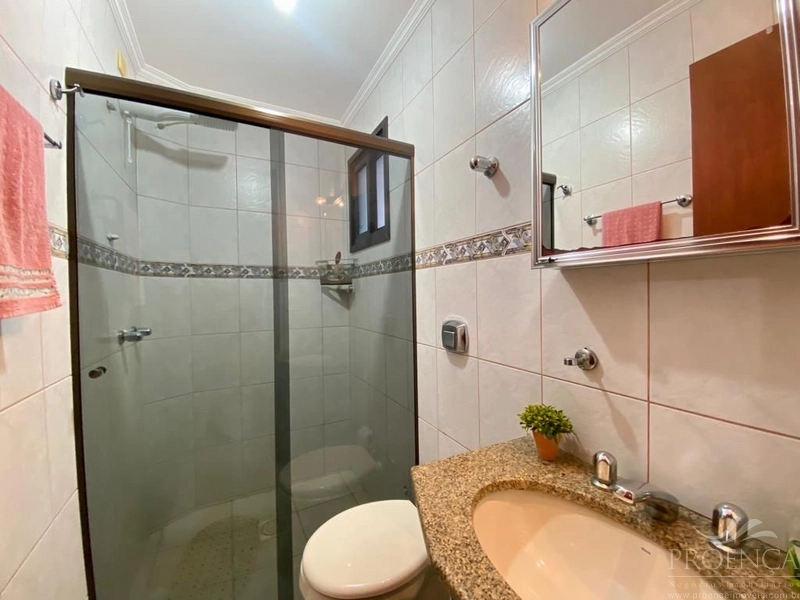 Apartamento de 02 dormitórios no centro de Capão da Canoa 50m da Praia: 10ª foto da galeria de imagens do imóvel