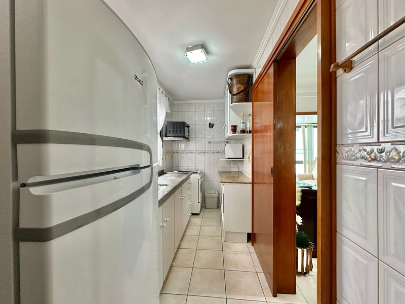 Apartamento de 02 dormitórios no centro de Capão da Canoa 50m da Praia: 20ª foto da galeria de imagens do imóvel