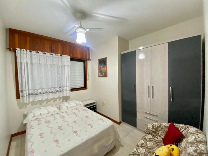 Apartamento de 02 dormitórios no centro de Capão da Canoa 50m da Praia: 9ª foto da galeria de imagens do imóvel