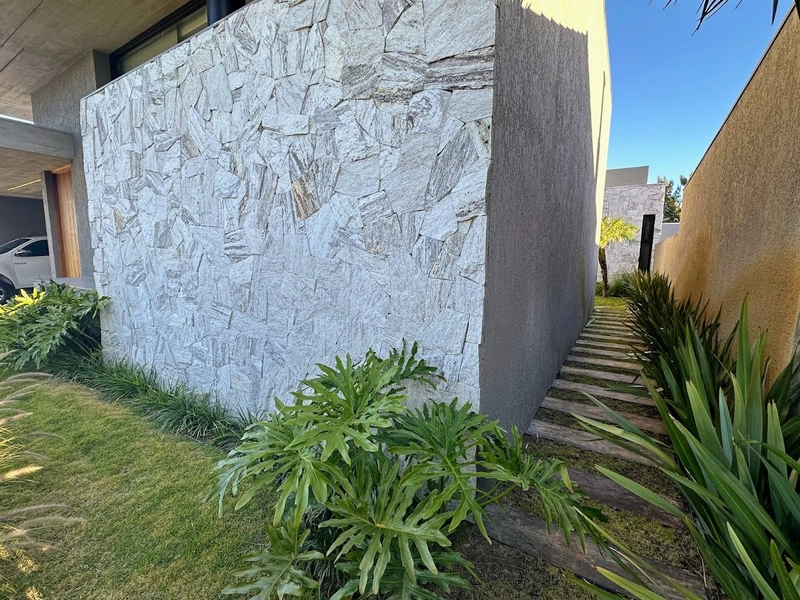 CASA EM ATLÂNTIDA COM 04 SUÍTES, ALTO PATRÃO.: 36ª foto da galeria de imagens do imóvel