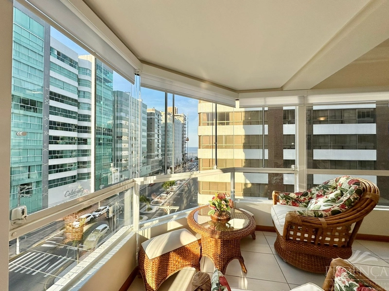 APARTAMENTO DE ESQUINA COM VISTA PARA O MAR!!!: 3ª foto da galeria de imagens do imóvel