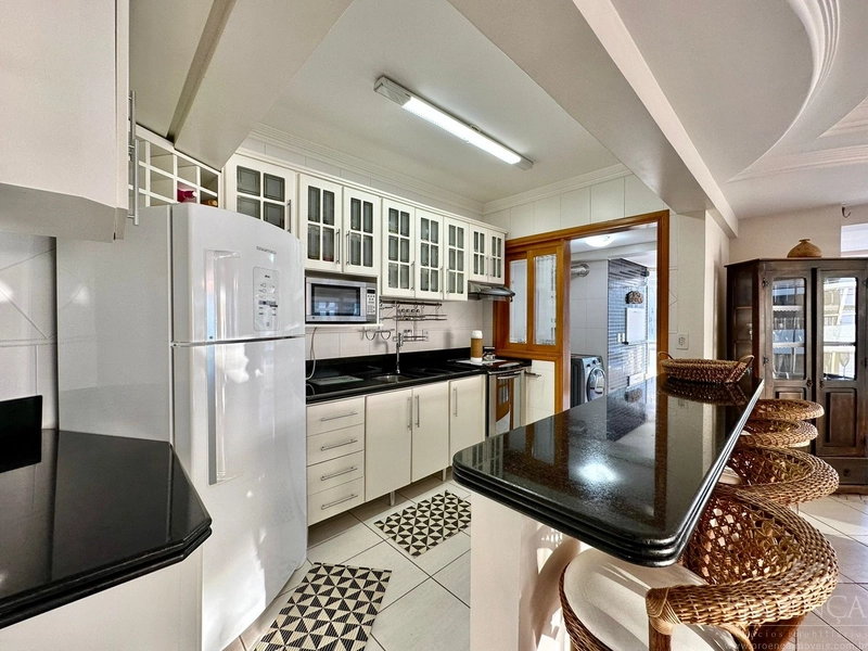 APARTAMENTO DE ESQUINA COM VISTA PARA O MAR!!!: 14ª foto da galeria de imagens do imóvel