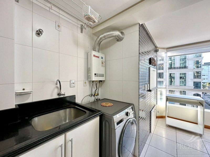 APARTAMENTO DE ESQUINA COM VISTA PARA O MAR!!!: 15ª foto da galeria de imagens do imóvel