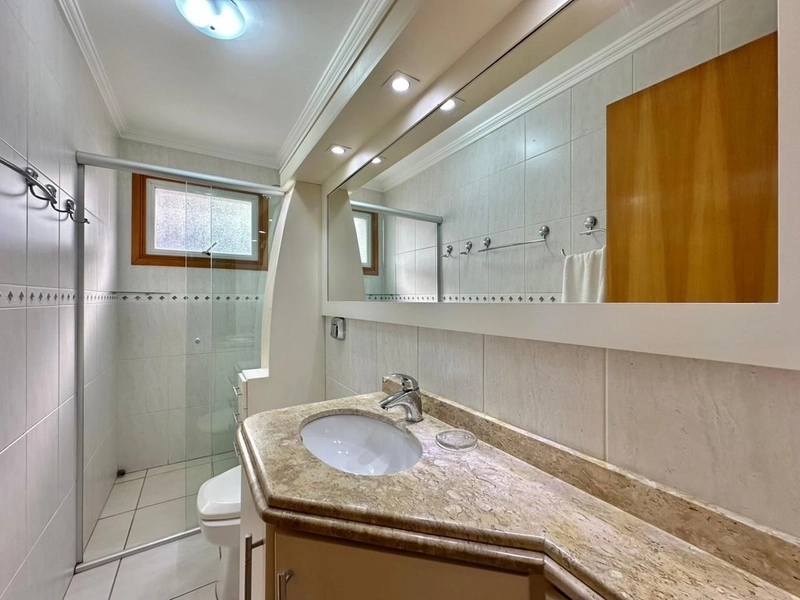 APARTAMENTO DE ESQUINA COM VISTA PARA O MAR!!!: 13ª foto da galeria de imagens do imóvel