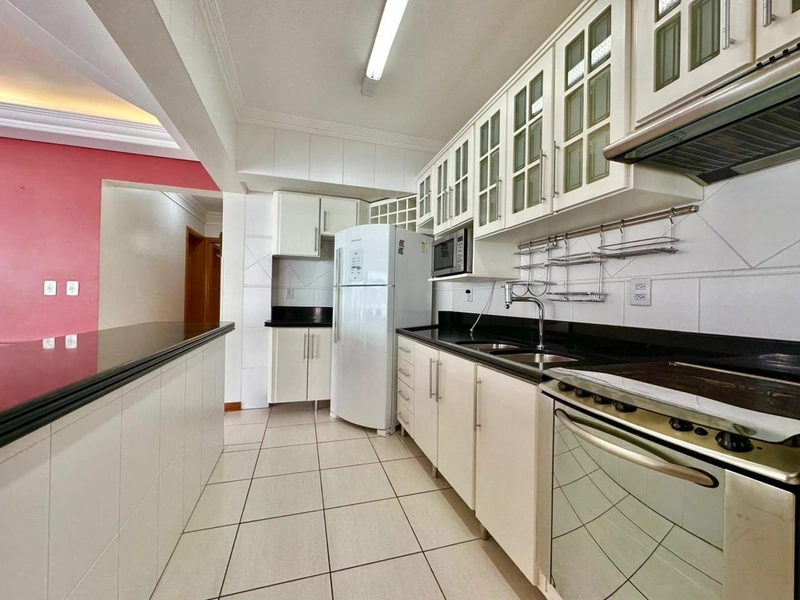 APARTAMENTO DE ESQUINA COM VISTA PARA O MAR!!!: 11ª foto da galeria de imagens do imóvel