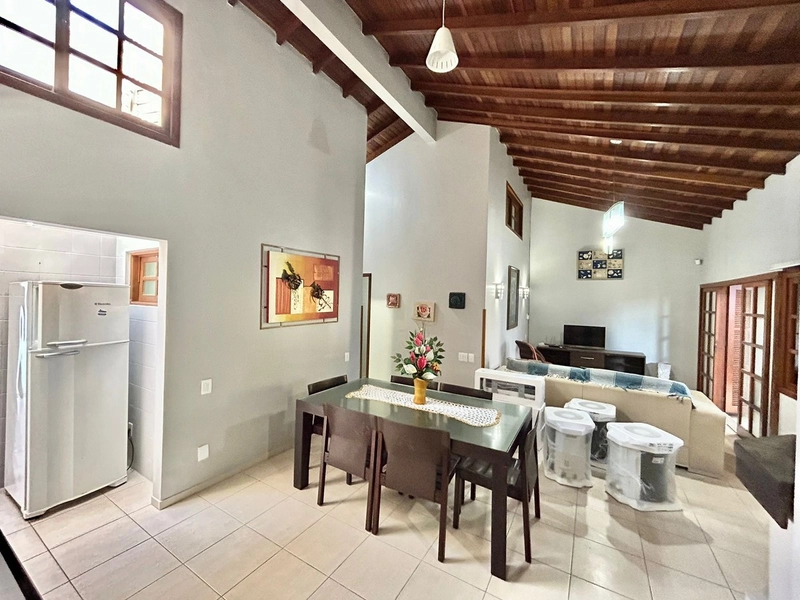 Casa 4 dormitórios com piscina no Centro de Xangri-lá: 6ª foto da galeria de imagens do imóvel