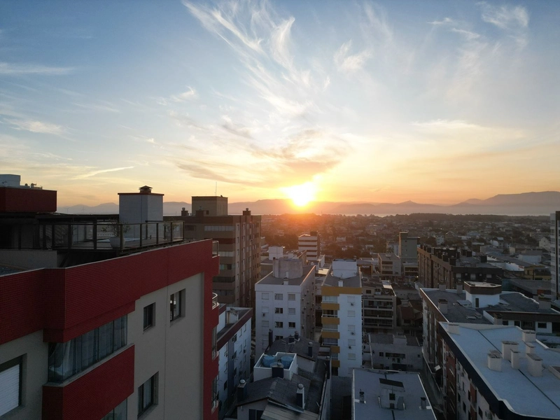 LOCALIZAÇÃO PRIVILEGIADA, NO CENTRO, JUNTO A PRAÇA DA IGREJA!!: 32ª foto da galeria de imagens do imóvel