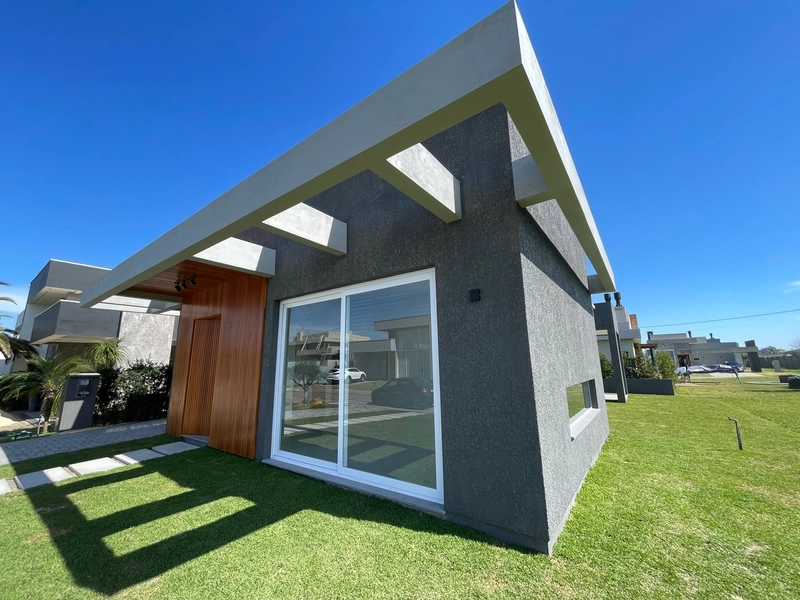 Casas à venda em CAPÃO DA CANOA, Condomínio Dubai Resort.: 3ª foto da galeria de imagens do imóvel