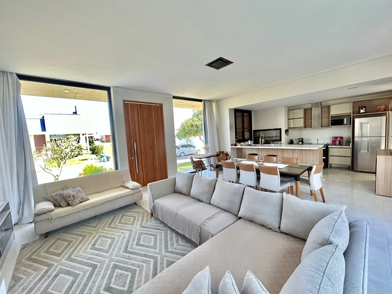 Locação Temporada! Casa 3 suítes no Condomínio Dubai Resort!: 2ª foto da galeria de imagens do imóvel