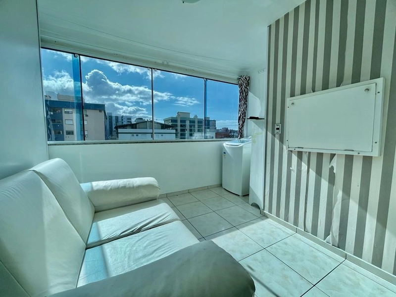 Apartamento 02 dormitórios, 01 suíte, no centro de Capão da Canoa ,