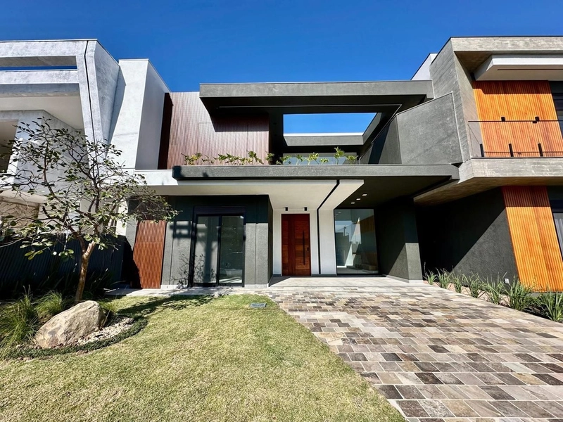 CASA EM CONDOMÍNIO FECHADO COM 04 SUITES, XANGRI-LÁ.: 1ª foto da galeria de imagens do imóvel