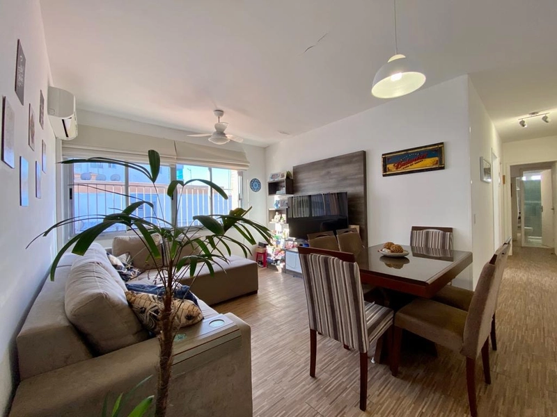 Apartamento com 02 dormitórios no Centro de Capão da Canoa: 1ª foto da galeria de imagens do imóvel