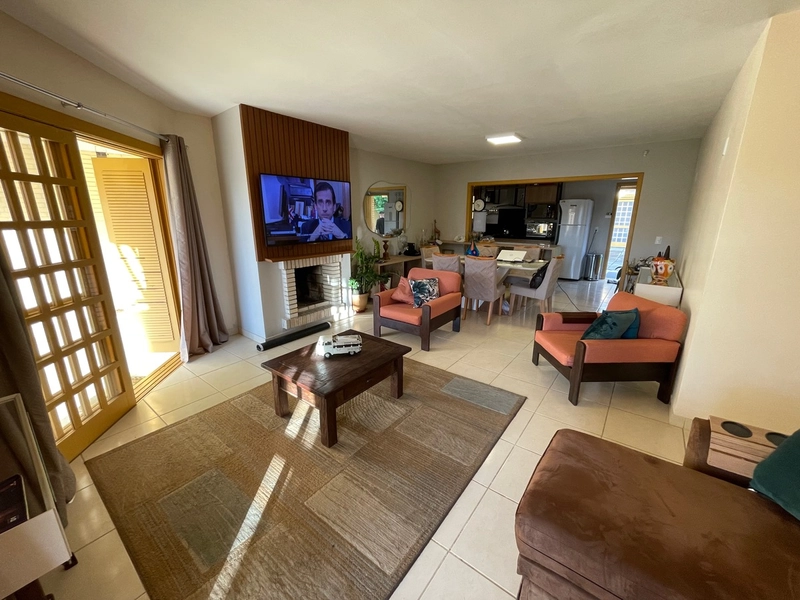 Casa com 03 dormitórios e anexo nos fundos, Zona Nova, Capão da Canoa: 6ª foto da galeria de imagens do imóvel